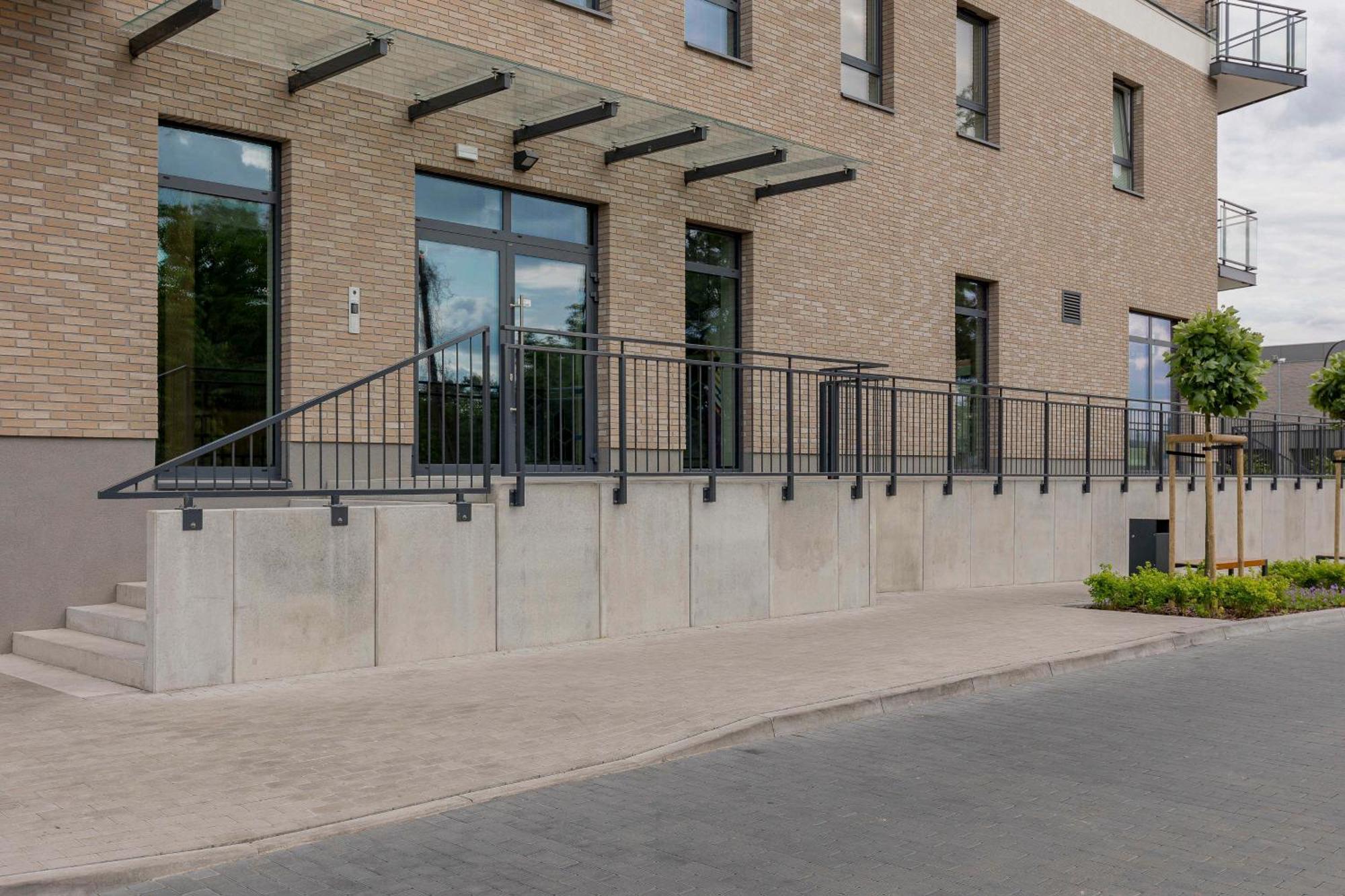 Modern Apartment With Balcony Near Aleje Jerozolimskie By Noclegi Renters Warszawa Exteriör bild